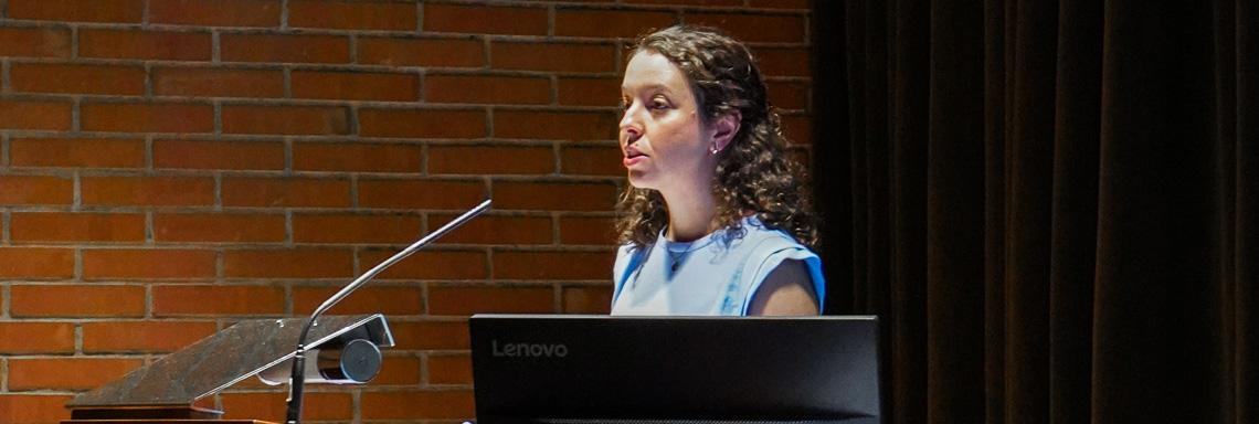 Gabriela Bastos defiende su tesis doctoral