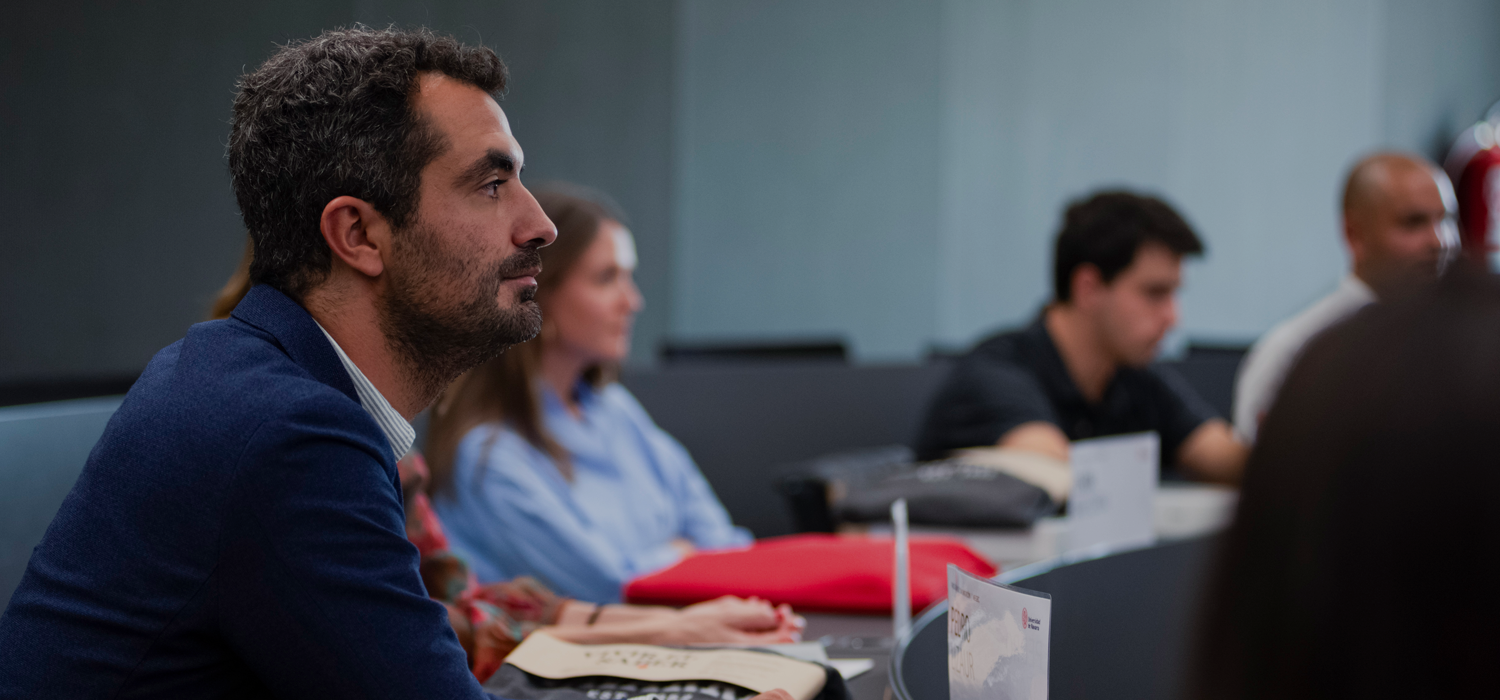 Máster Universitario en Gestión de Empresas de Comunicación Máster Universitario en Gestión de Empresas de Comunicación