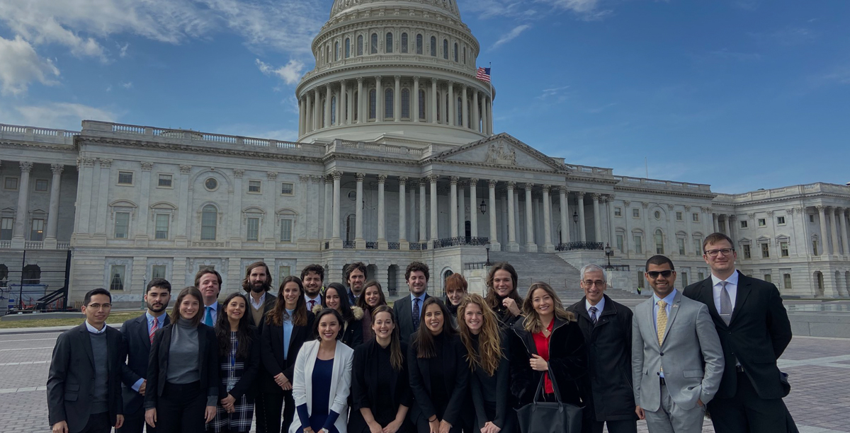 Máster Universitario en Comunicación Política y Corporativa (MCPC) Máster Universitario en Comunicación Política y Corporativa (MCPC)