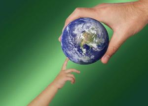 ¿Qué papel juega la política en la crisis ambiental?