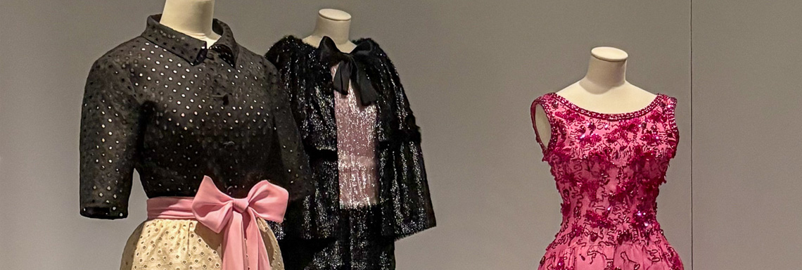 Alumnos de 3º y 4º de la mención de moda del Grado en Diseño visitan el Cristóbal Balenciaga Museoa