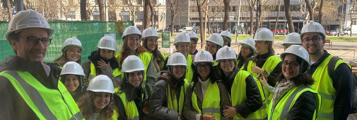 Los estudiantes del MDGAE visitan una obra de un edificio patrimonial en Madrid