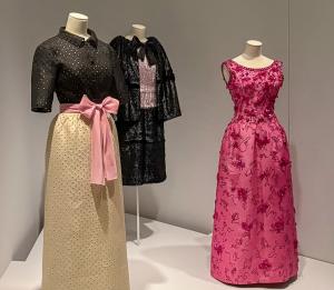 Alumnos de 3º y 4º de la mención de moda del Grado en Diseño visitan el Cristóbal Balenciaga Museoa