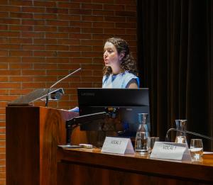Gabriela Bastos defends her doctoral thesis
