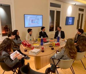 Estudiantes de los másteres de Arquitectura de Madrid visitan el estudio GOS