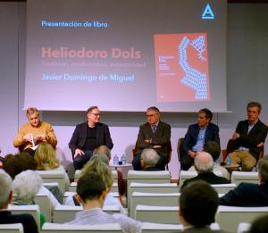 Javier Domingo de Miguel, antiguo alumno de la Escuela de Arquitectura, presenta su libro 'Heliodoro Dols. Tradición, modernidad, autenticidad'