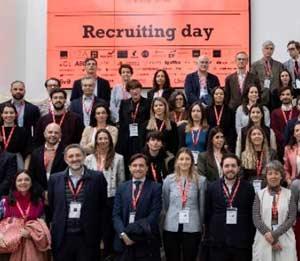 Los alumnos de máster de la Escuela participan en el Recruiting Day