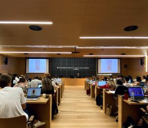 Students of the qualifying masters at School of Architecture learn with hands-on workshops and guest professionals