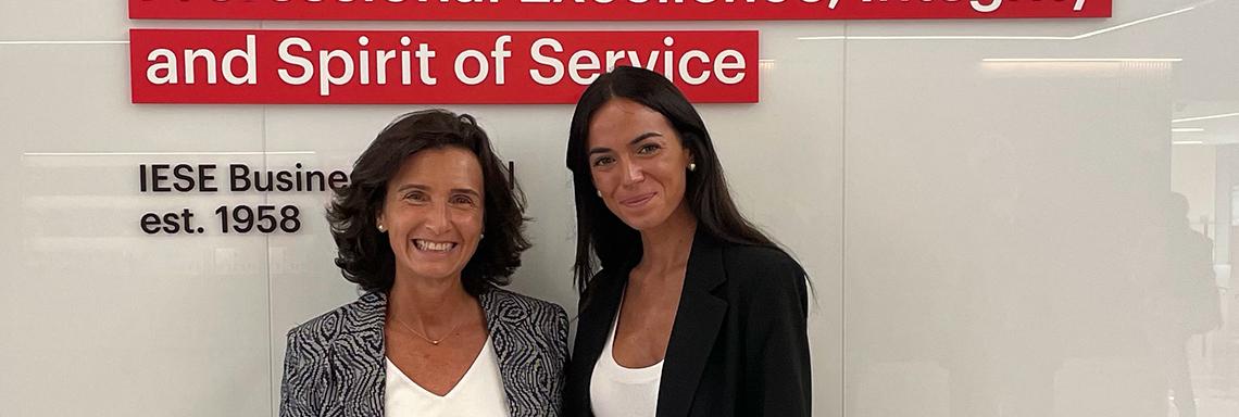 "Caso Cepsa": la alumna, Naomi González presenta en el IESE Business School su trabajo fin de máster