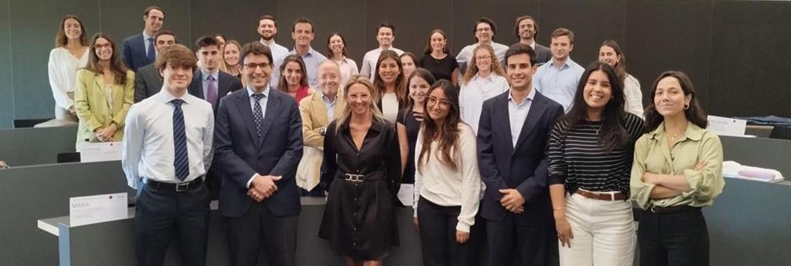 &#34;Toda la base de los recursos humanos hoy en día necesita de la tecnología.&#34;
