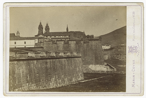 Fortín de San Bartolomé, murallas de Pamplona y catedral