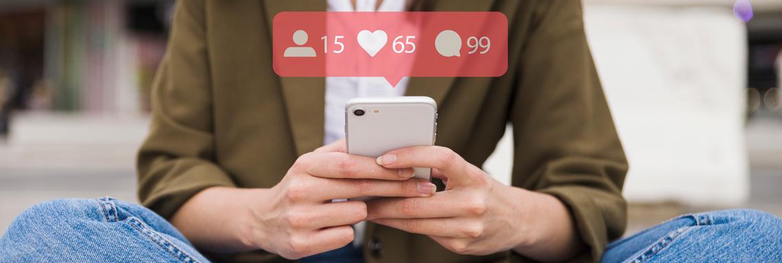 El 41% de adultos comparte noticias, el 19% las comenta, y el 34% lee comentarios de otros