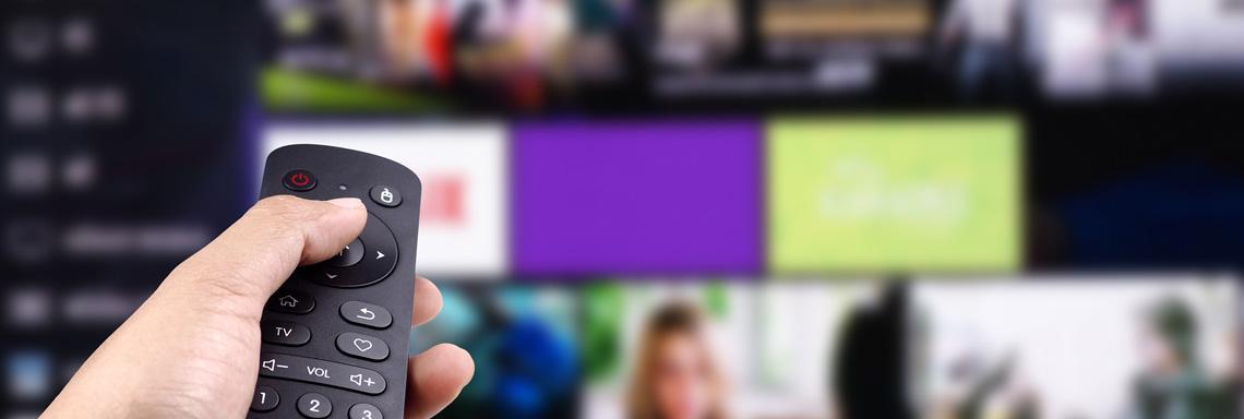 Disminuye el consumo de noticias en medios digitales y se estabiliza el uso de las fuentes tradicionales offline