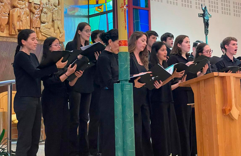 El Coro de Tecnun estrenó su himno en el concierto de primavera
