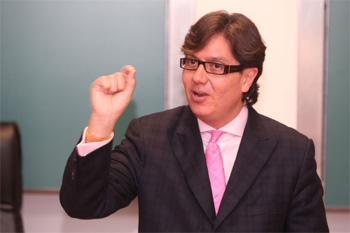 Alejandro Ruelas-Gossi impartió una conferencia en el Foro de Directores que org