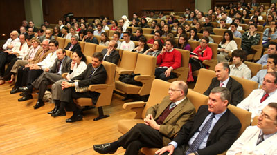 La Universidad de Navarra homenajea al profesor Guillermo López con motivo de su