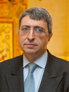 Alfredo Martínez
